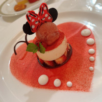 コース料理のデザートです