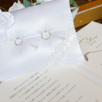 結婚証明書とリングピローは会場で提供してくれました。