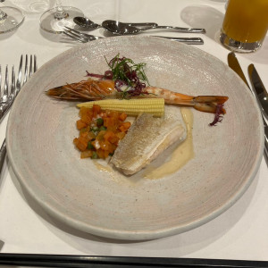 当日の料理は魚だけ上のグレードに変更してもらった|712212さんのロザンジュイア広尾迎賓館（LOSANGEIA）の写真(2205310)