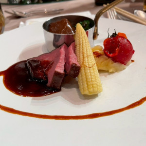 ゲストに人気のあったメインのお肉料理です|712313さんのTHE GRAND ORIENTAL MINATOMIRAI(グランドオリエンタル みなとみらい)の写真(2560909)