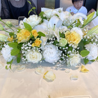 新郎新婦前の装花