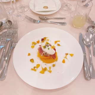 春らしいパパイヤの料理