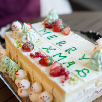 ウエディングケーキ季節に合わせて、クリスマスケーキにアレンジ