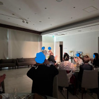 カーテンや照明でいろいろな演出ができます。