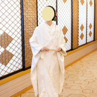組子障子前、新婦