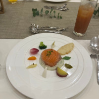 サーモンの料理
