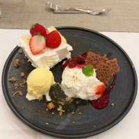 ウェディングケーキ