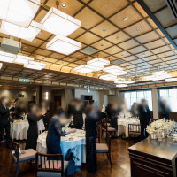 乾杯のシーン