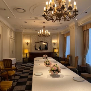 披露宴会場その2
これが滝が見えるお部屋で一番好きでした