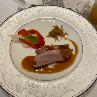 鴨肉のメイン。
