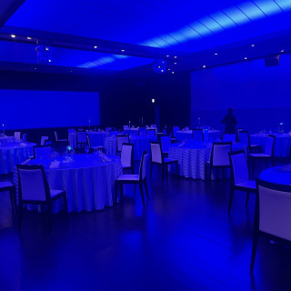 披露宴会場の照明の演出