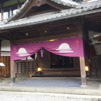 本館玄関