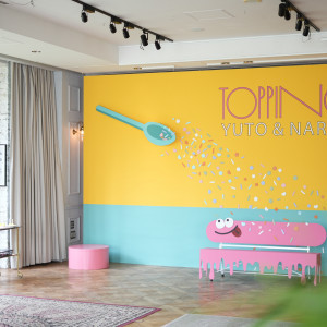 コンセプトである“TOPPING”をロビーにあしらって。|715868さんのTRUNK BY SHOTO　GALLERY/テイクアンドギヴ・ニーズウェディングの写真(2226978)
