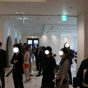 受付前のロビーの様子です|715976さんのLAZOR GARDEN SAPPOROの写真(2414799)