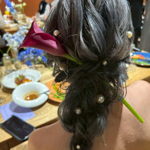 ヘアアレンジ、花コーディネート|716260さんの3＋3CAFE（サンタスサンカフェ）の写真(2446273)