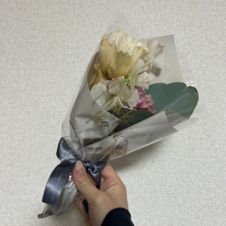 見学の終わりに、お花をプレゼントしてくださいました！