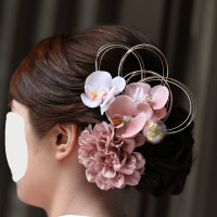 ヘアメイクも当日相談して決めました