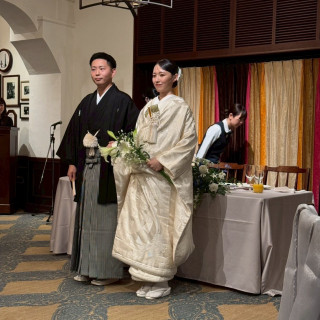 和装で登場しました