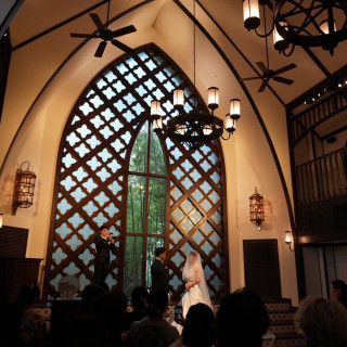 天井が高く可愛いチャペル