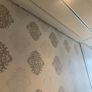 披露宴会場「マジョルカ」にもスクリーンもついていました。|717318さんのサンシャイン スカイブライダルの写真(2249148)