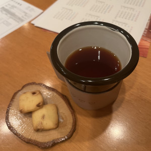 見学前はドリンクと焼き菓子のサービスがある|717322さんの軽井沢高原教会の写真(2234809)