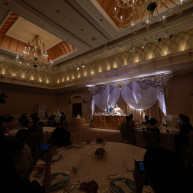 横型披露宴開場