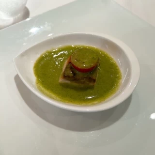 鯛のシャンパンソース