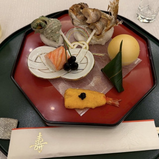 祝肴
