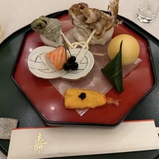 祝肴