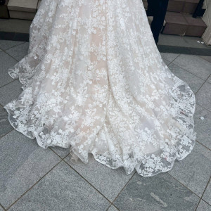 新婦が着用したウエディングドレスは花柄|718230さんのノートルダムマリノア/FIVESTAR WEDDINGの写真(2460201)