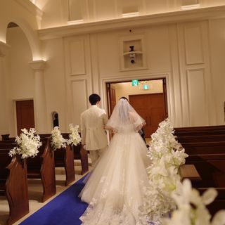 挙式退場の時の写真です。