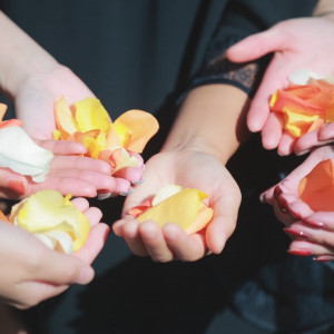 フラワーシャワーの花びらも可愛かったです|719193さんのラヴィール岡山の写真(2578801)