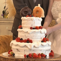 リクエストどおりのウェディングケーキ