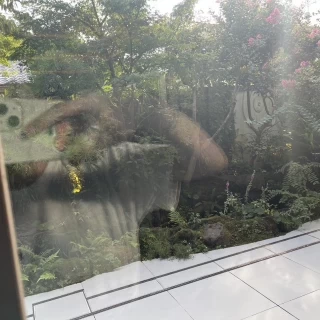 披露宴の外側