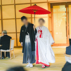 入場時。高砂まで一直線なのですぐ着いてしまいます。|720204さんのAMANDAN HILLS ～アマンダンヒルズ～の写真(2354030)