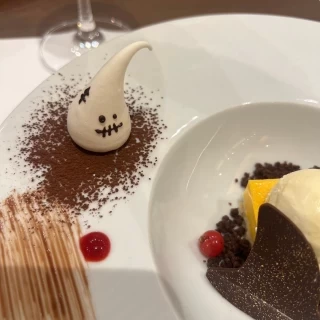 試食のデザート
メレンゲのお化け