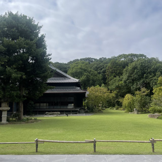 敷地内に入った後の外観です。