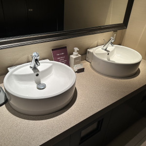 ゲスト用お手洗い|721639さんのザ オーク ガーデン／別邸 木屋の写真(2611968)