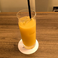 ドリンクのオレンジジュースです。