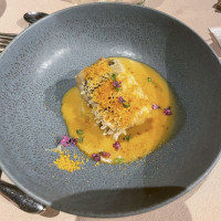 甘鯛の鱗焼き 唐墨と花穂紫蘇 サフラン香るヴァンブランソース
