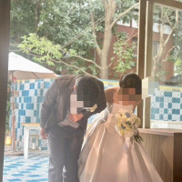 披露宴入場はサプライズでガーデンから