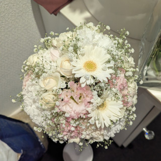 挙式のときに花嫁が持ったブーケ