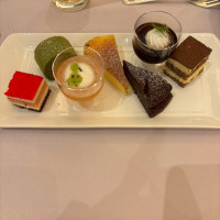 ビュッフェ