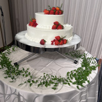 ウェディングケーキ可愛いです