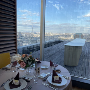 空に張り出しているようなガーデンです。|722764さんのRESTAURANT LUKE with SKY LOUNGE（レストランルーク スカイラウンジ）の写真(2298496)