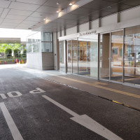 ホテル玄関