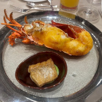 お魚料理の伊勢海老
