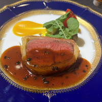 メインのフィレ肉のパイ包み焼の試食