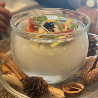 ドライアイスで料理を涼しげに
