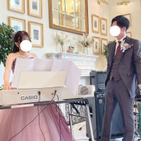 新郎→歌
新婦→ピアノ